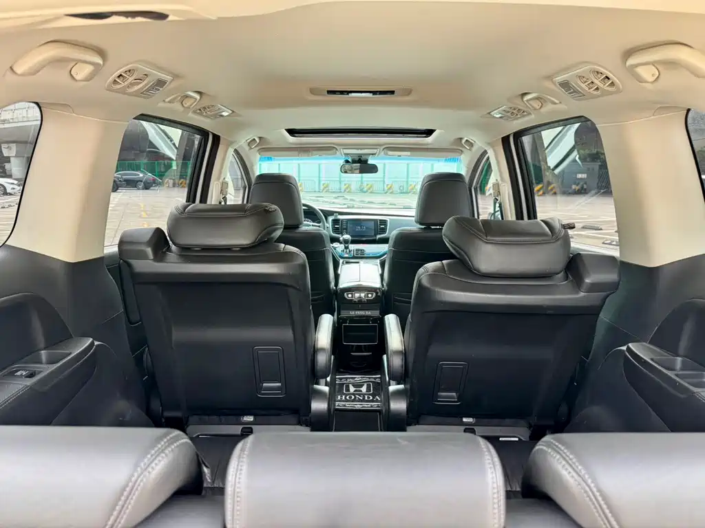 Honda Odyssey 2021 — фото 12