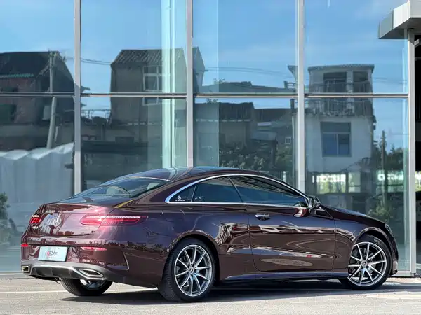 Mercedes-Benz E-Class 2021
