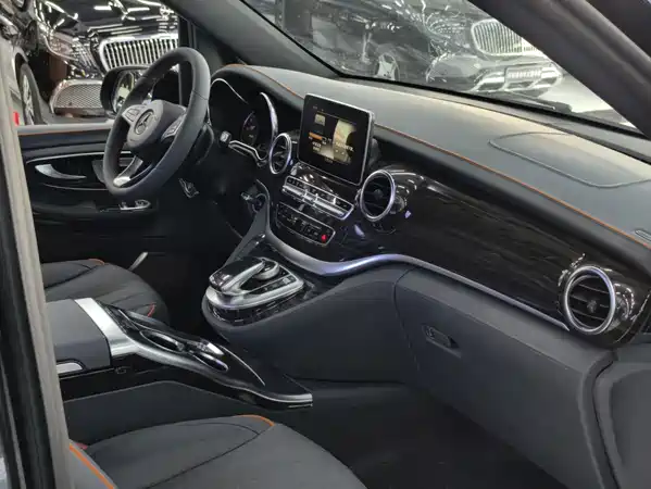 Mercedes-Benz V-Class 2020