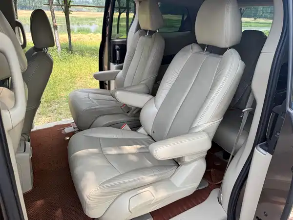 Buick GL8 2017