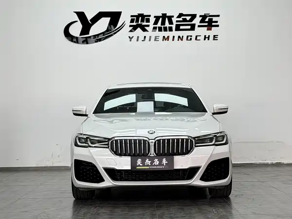 BMW 5 Series 2022
