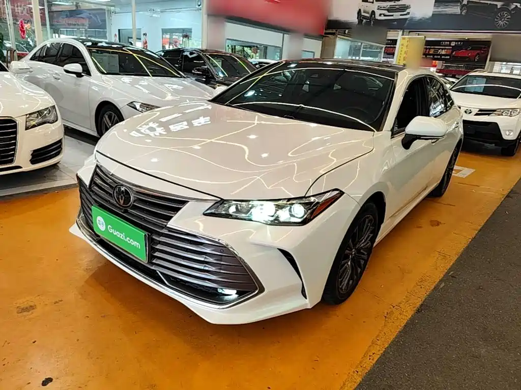 Toyota Avalon 2020