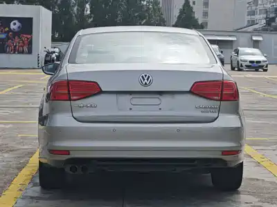 Volkswagen Sagitar 2019
