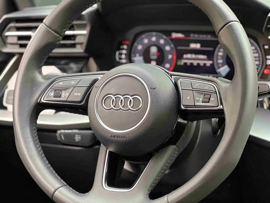 Audi A3 2021 — фото 13