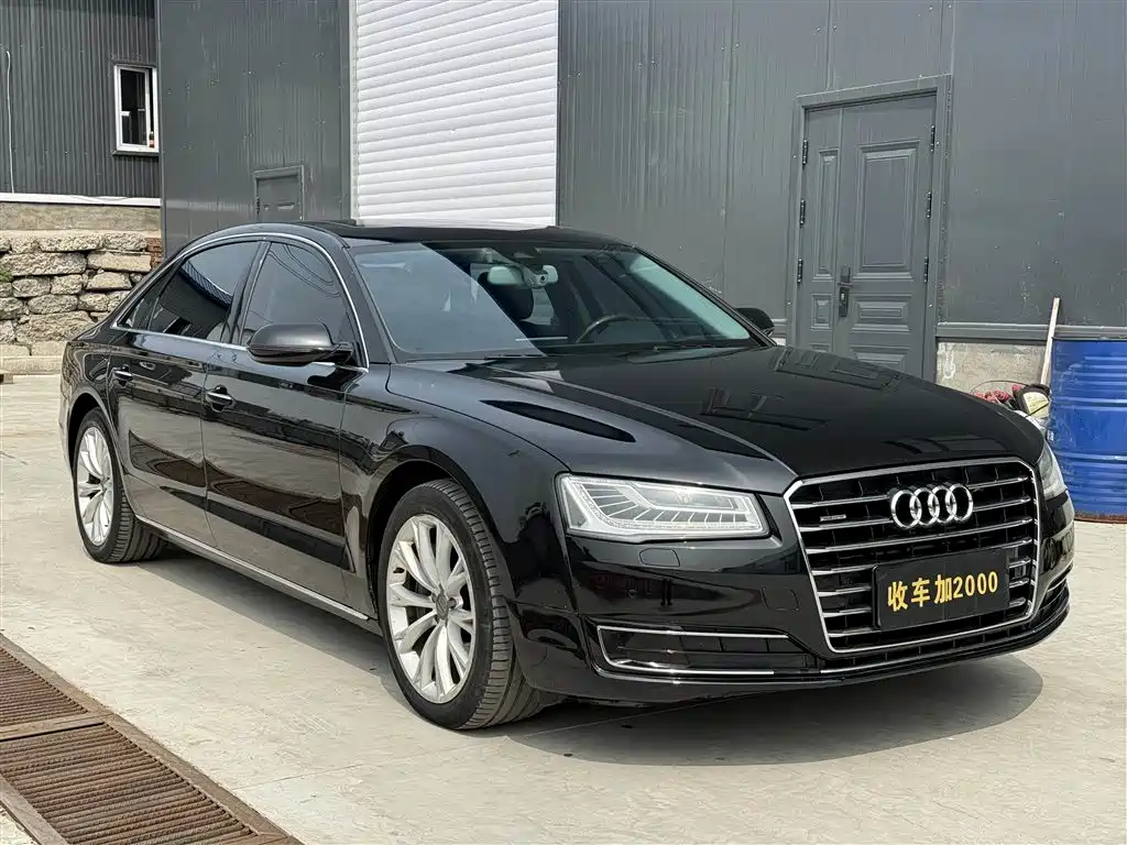 Audi A8 2015 — фото 3