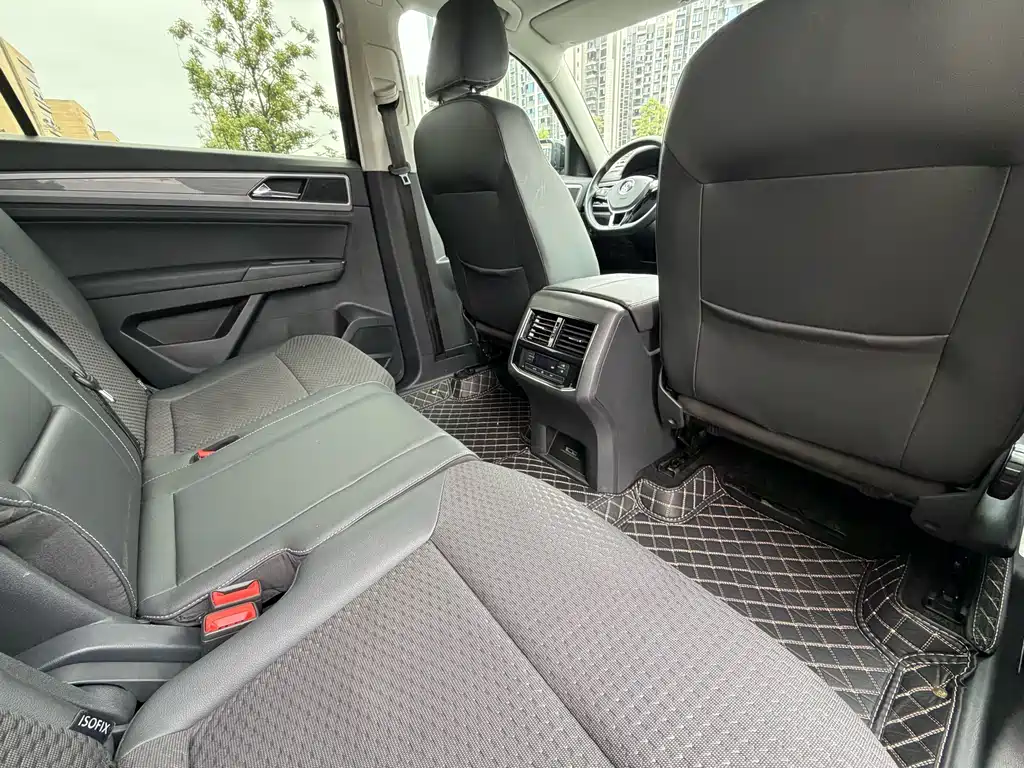 Volkswagen Teramont 2018 — фото 10
