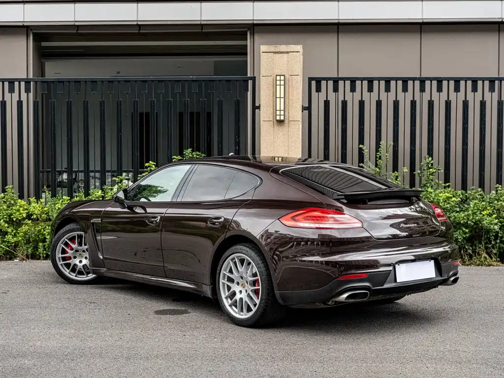 Porsche Panamera 2016 — фото 4