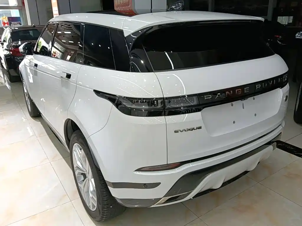 Land Rover Evoque 2022 — фото 5