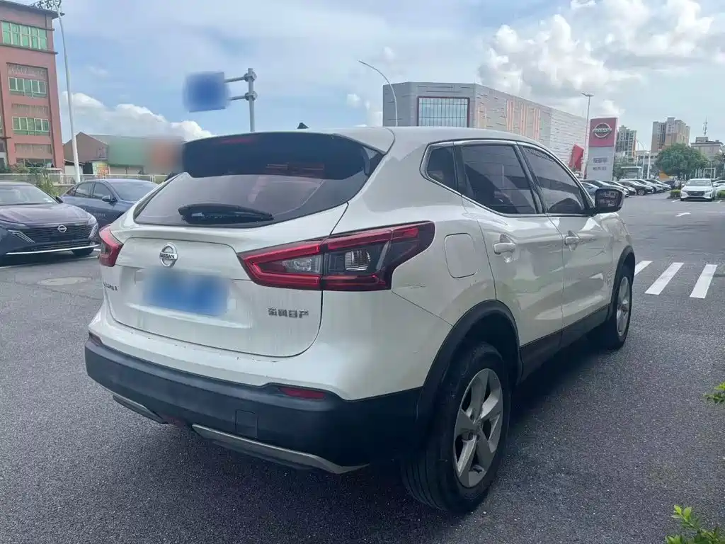 Nissan Qashqai 2023 — фото 7