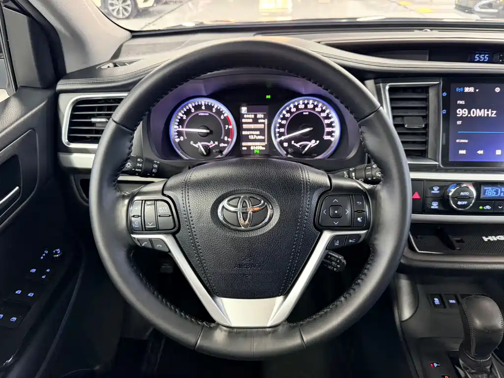 Toyota Highlander 2019 — фото 13