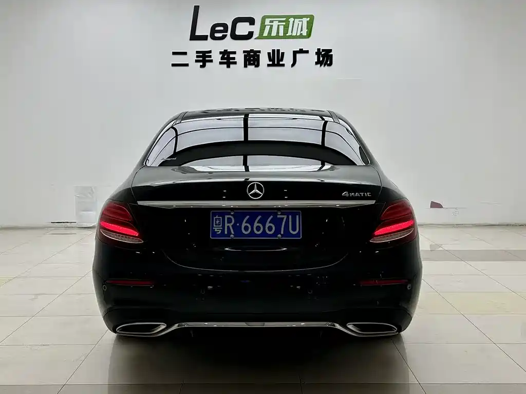 Mercedes-Benz E-Class 2019 — фото 4