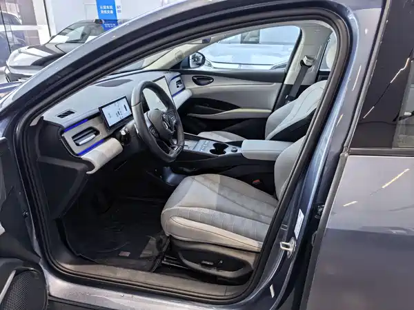 BYD Seal 06 DM-i Travel Edition 2025