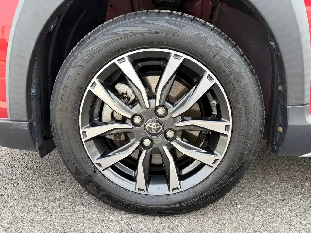 Toyota Yaris L 2021 — фото 22