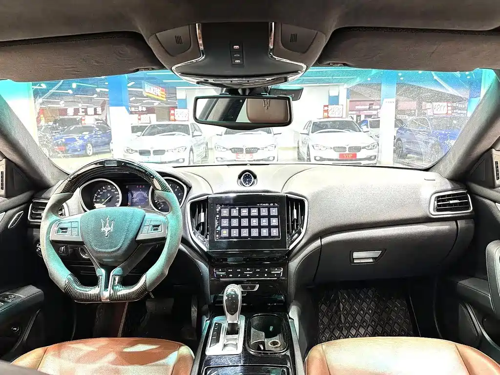 Maserati Ghibli 2016 — фото 7