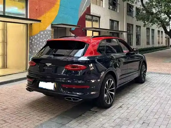 Bentley Bentayga 2023