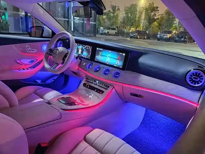 Mercedes-Benz E-Class 2023 — фото 20