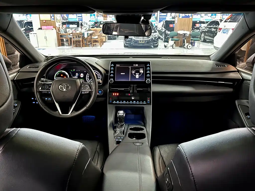 Toyota Avalon 2021 — фото 11
