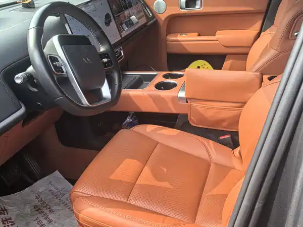 Li Auto L8 2023
