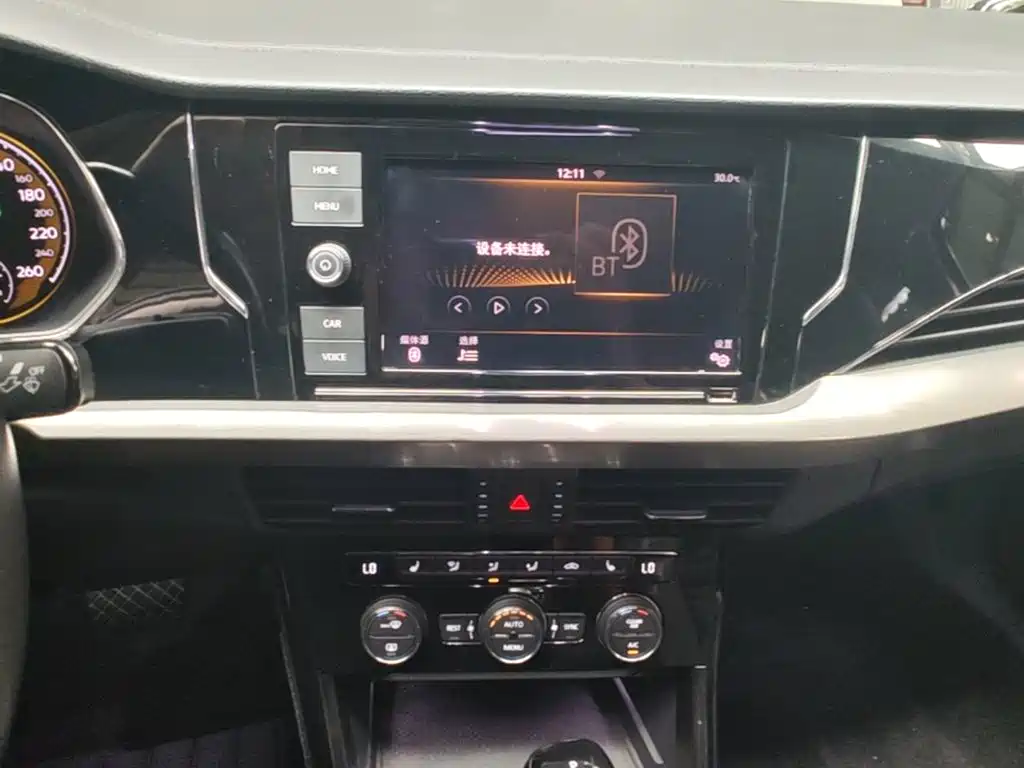 Volkswagen Passat 2019 — фото 13