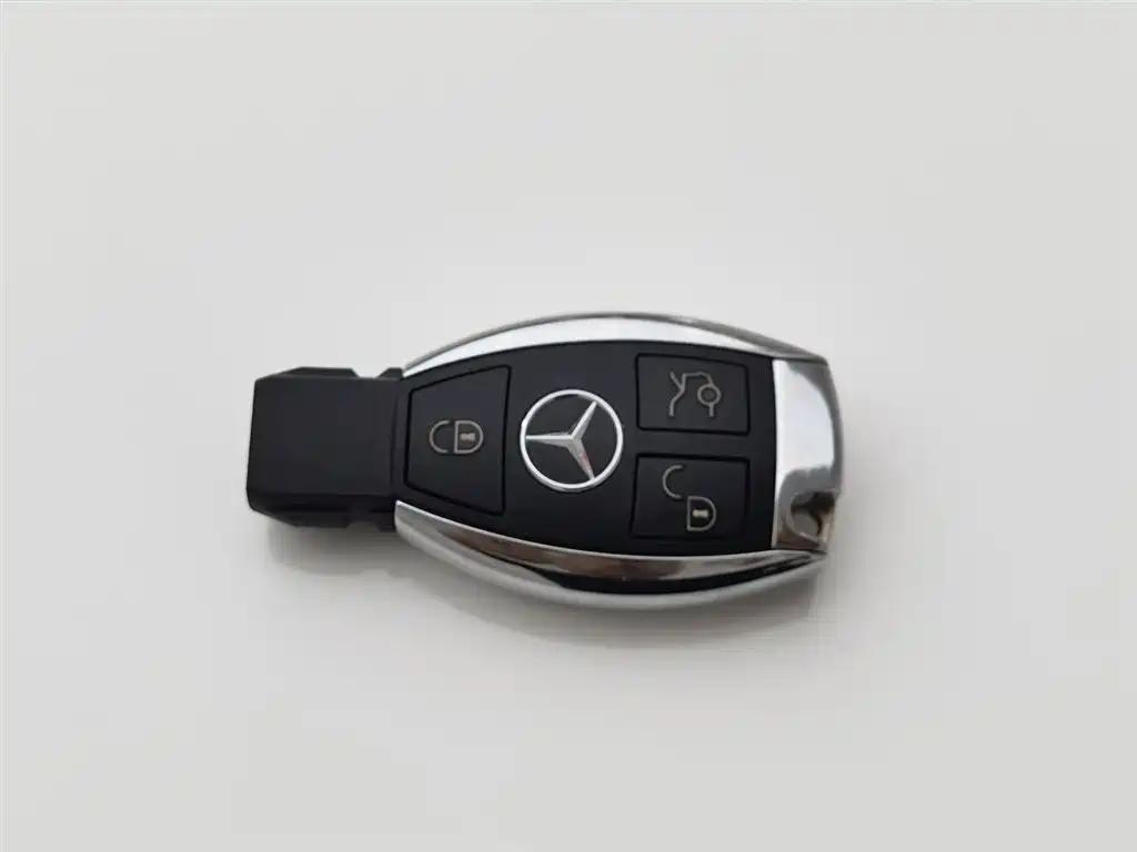 Mercedes-Benz C-Class 2016 — фото 19