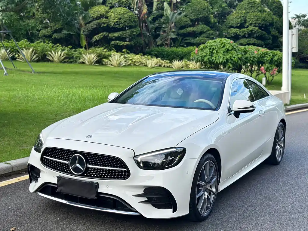 Mercedes-Benz E-Class 2024