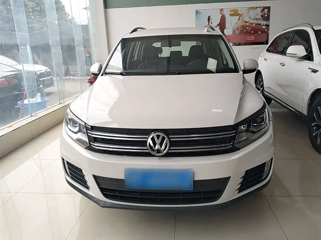 Volkswagen Tiguan 2015 — фото 3