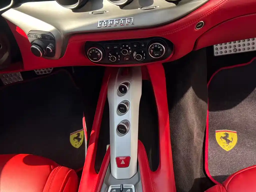 Ferrari F12berlinetta 2014 — фото 19