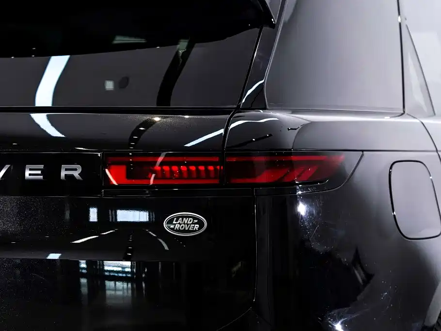 Land Rover Range Rover Sport 2024 — фото 10