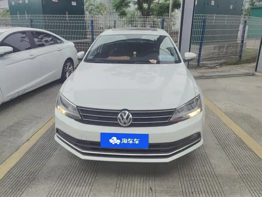 Volkswagen Sagitar 2017