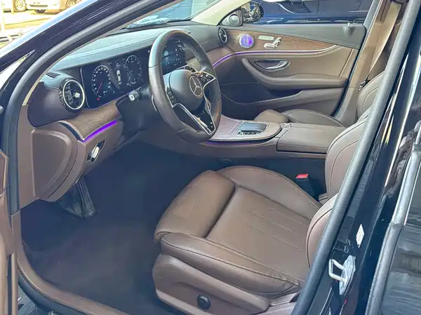 Mercedes-Benz E-Class 2022