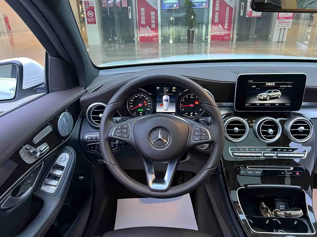 Mercedes-Benz GLC 2019 — фото 13