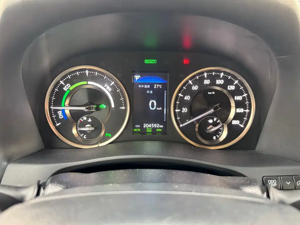 Toyota Alphard 2020 — фото 22