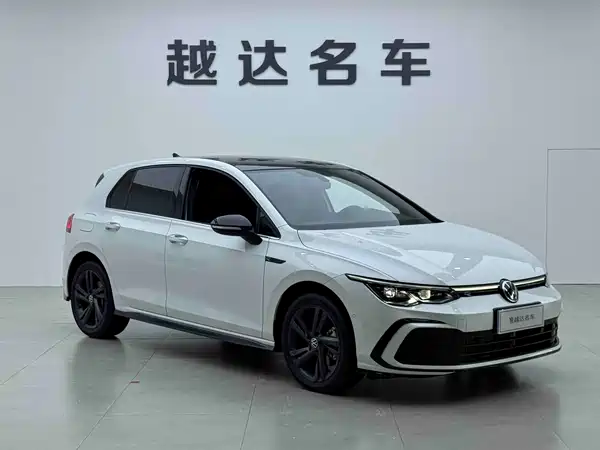 Volkswagen Golf 2024