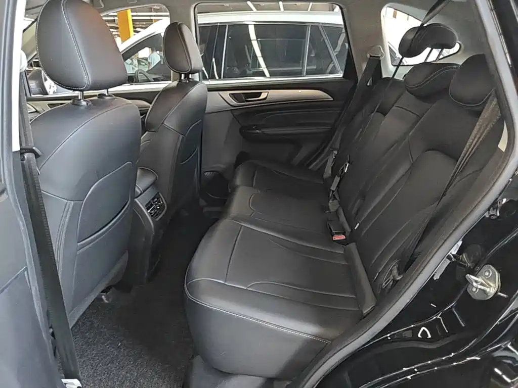 Haval M6 2023 — фото 17