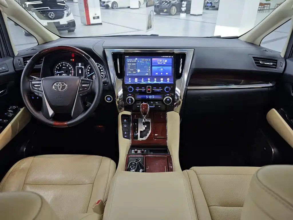 Toyota Alphard 2015 — фото 8