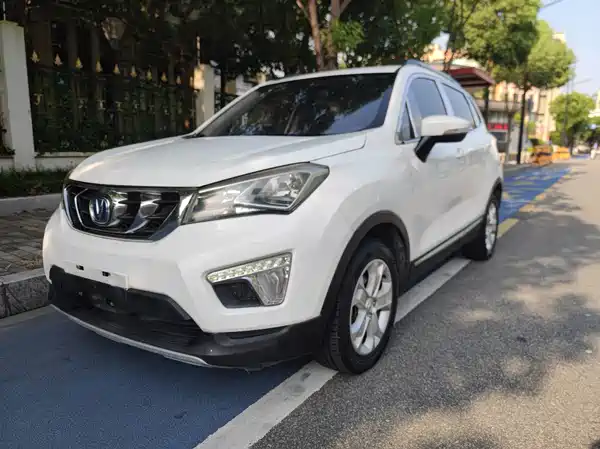 Changan CS15 2016