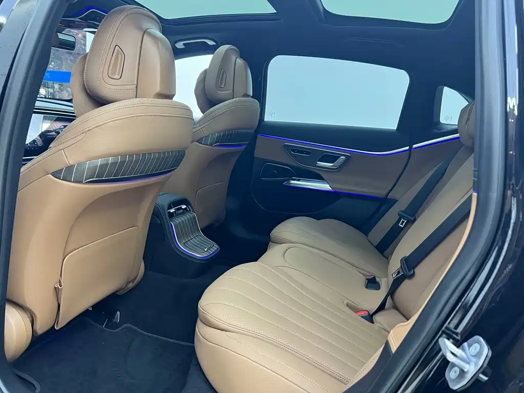 Mercedes-Benz E-Class New Energy 2025 — фото 10
