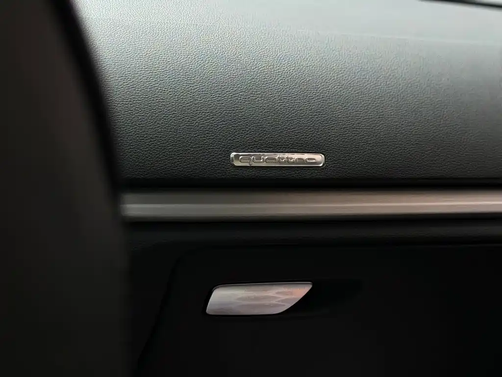 Audi S3 2018 — фото 19
