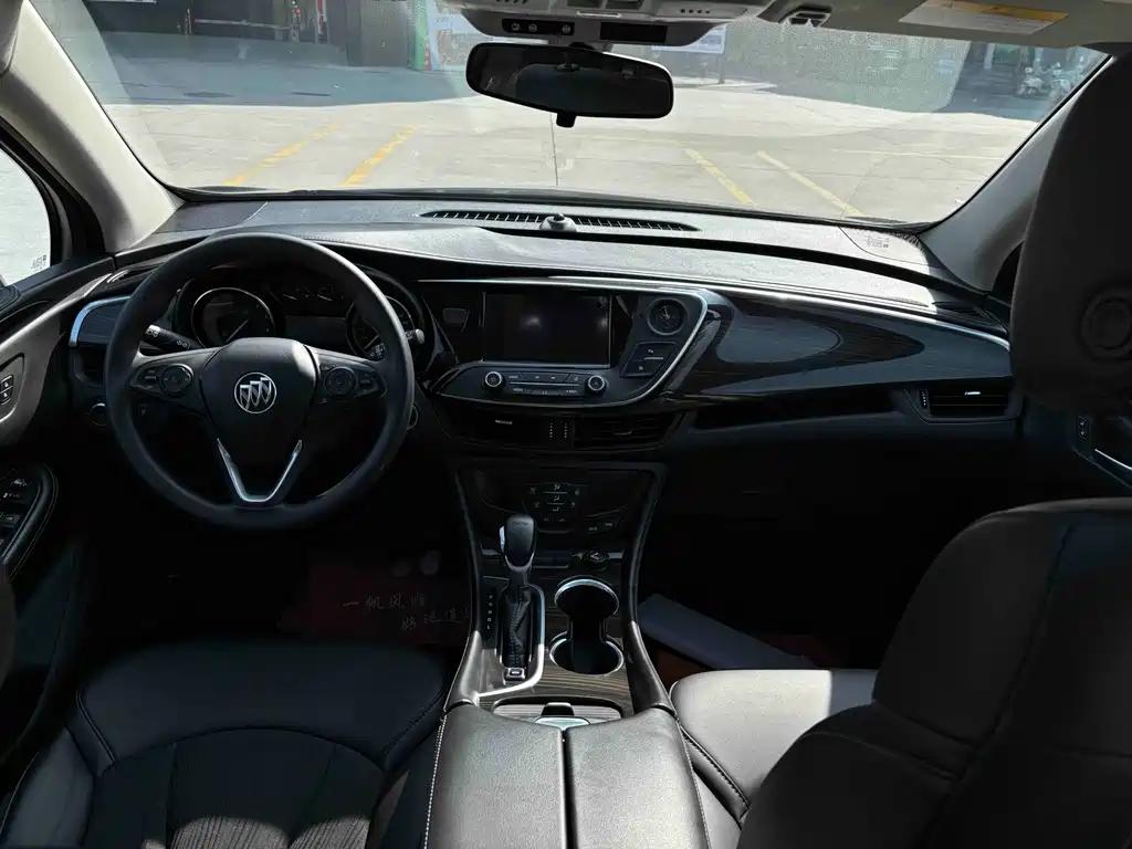 Buick Envision Plus 2021