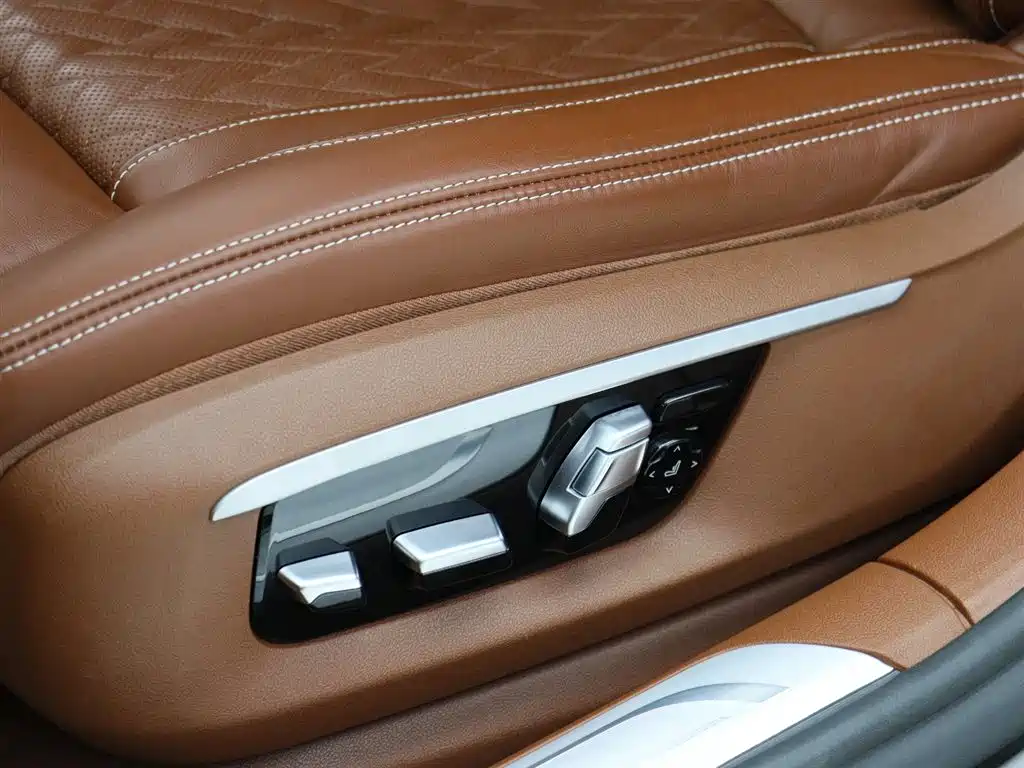 BMW 7 Series 2020 — фото 4