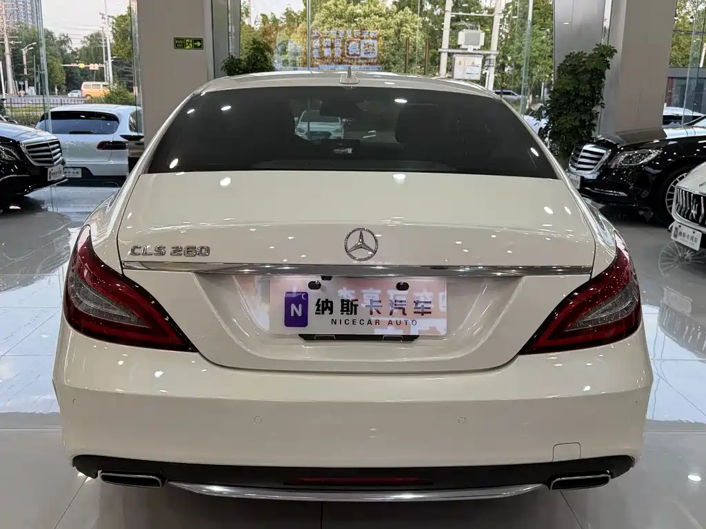 Mercedes-Benz CLS 2015 — фото 6