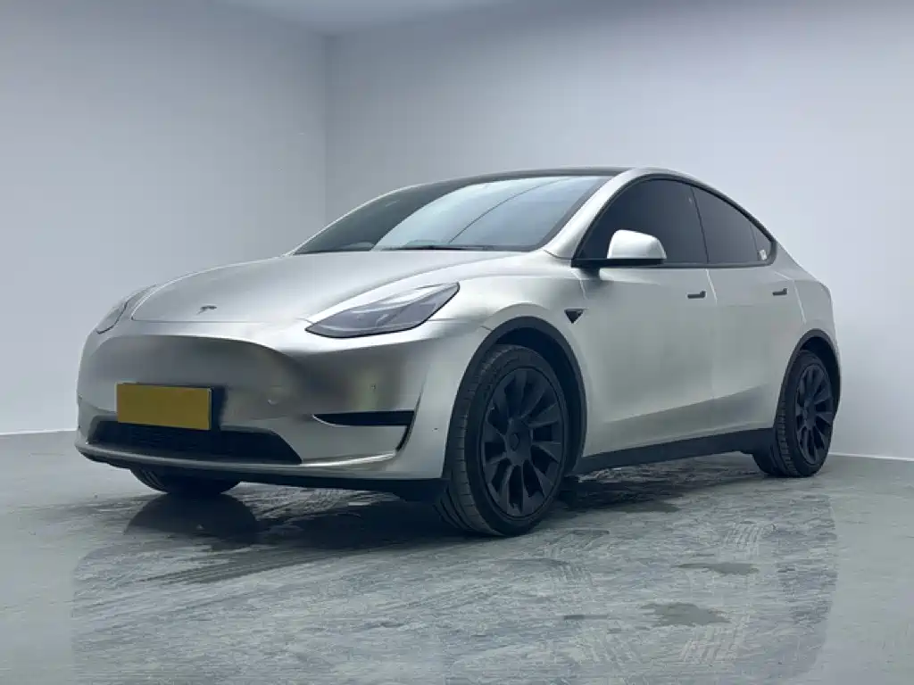 Tesla Model Y 2022 — фото 1