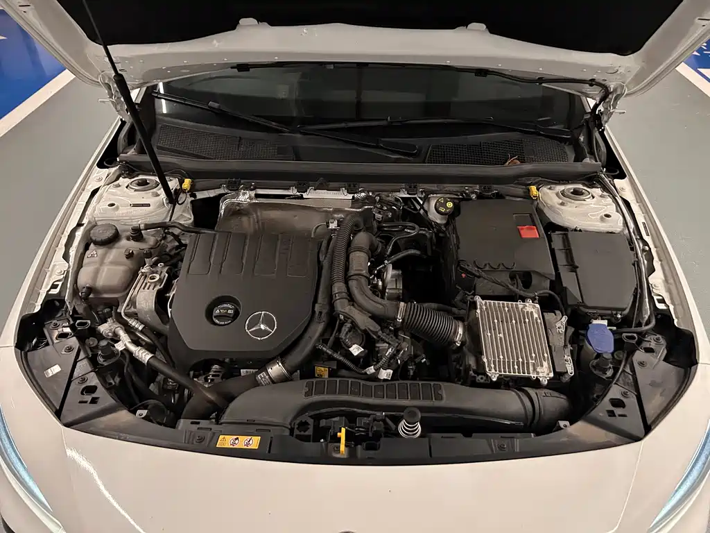 Mercedes-Benz A-Class 2025 — фото 16