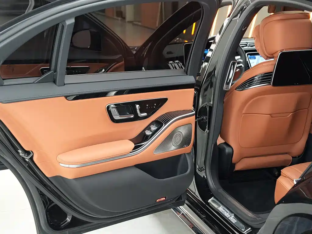 Mercedes-Benz S-Class 2025 — фото 15
