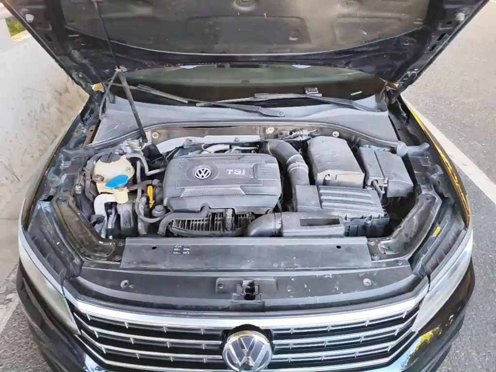 Volkswagen Passat 2017 — фото 20