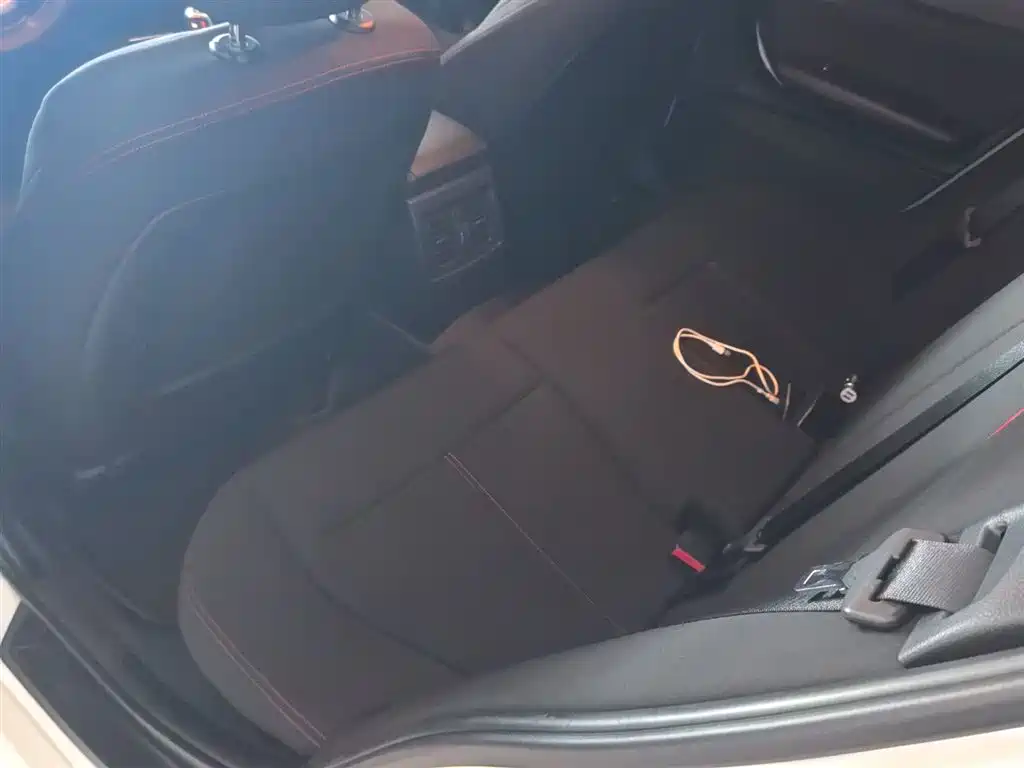 BMW 1 Series 2014 — фото 14
