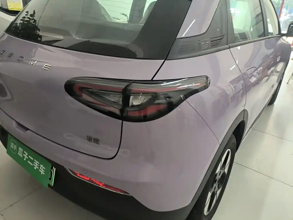 Geely Galaxy Starwish 2026 — фото 8