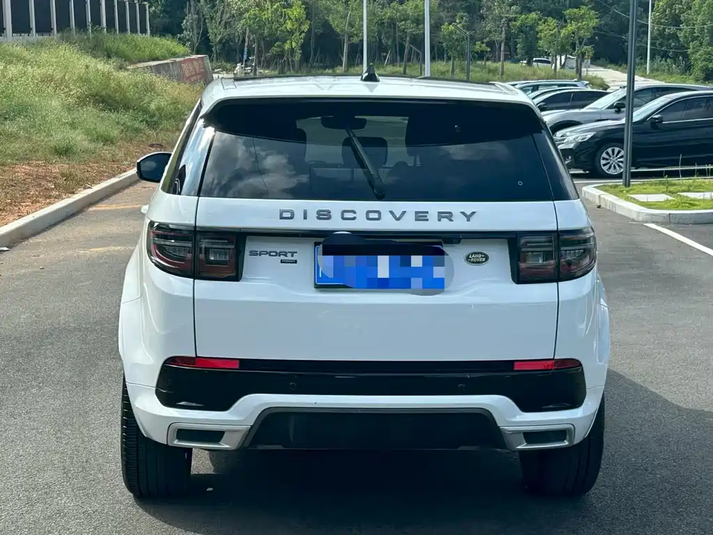 Land Rover Discovery Sport 2022 — фото 8