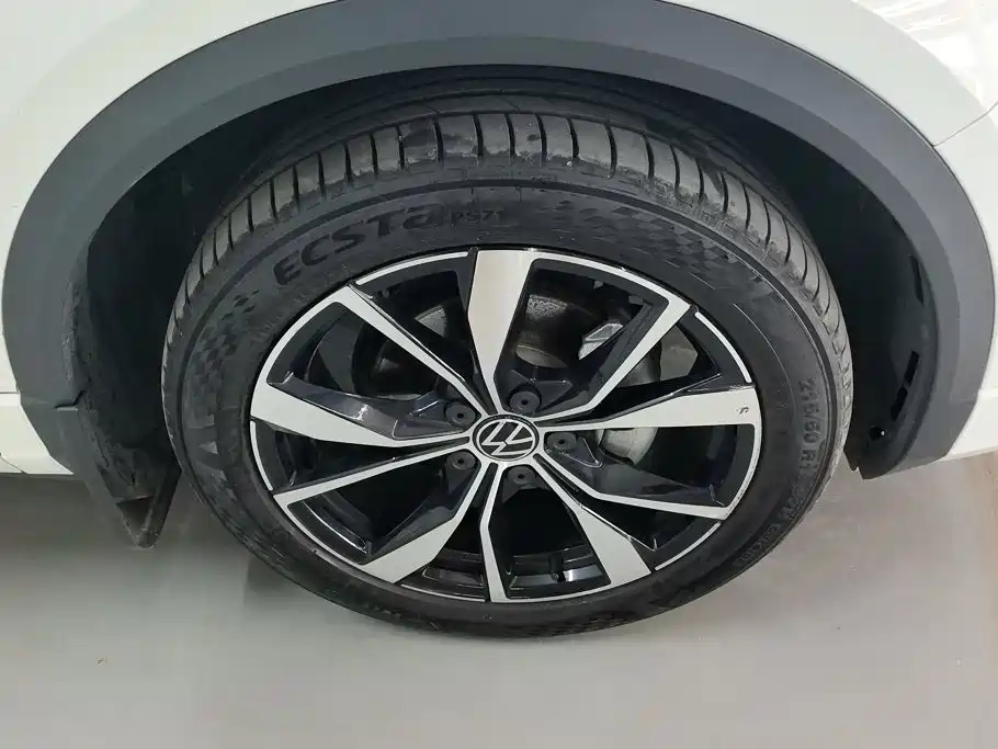 Volkswagen T-Roc 2023