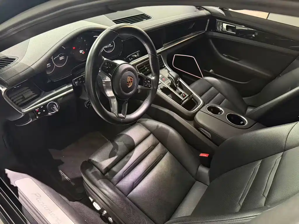 Porsche Panamera 2018 — фото 4
